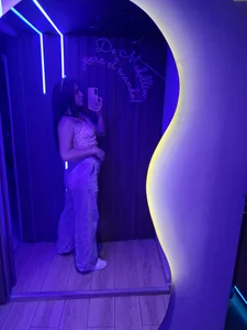 kylie_velvett Public  5. fénykép