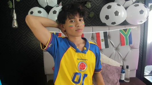 COLOMBIAN BOY🇨🇴🇨🇴 de Ethan_Westt  9 photos