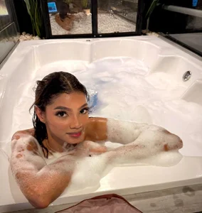 liagirl_cute: I would love to have you here with me! 🤎 ( 5 фото)