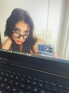 Young_Violett Public Pic 5