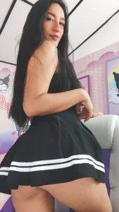amarantha__milk2のEnjoy my mini-skirt🥵の枚の写真