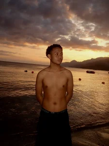 hotfun_joee Beach Body Poză