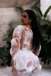 jhasly_amのFoam shower? 💦😍の 4枚の写真