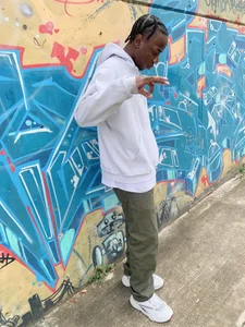 mike_ross11 Public Pic 3