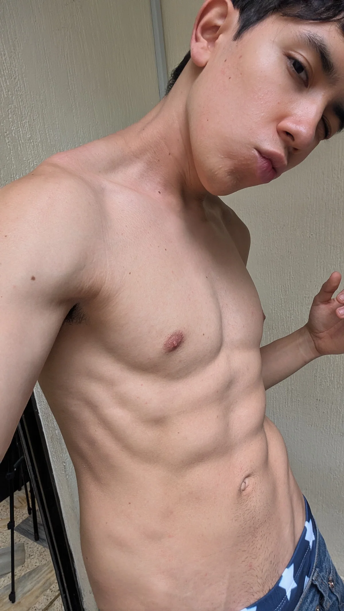 Трендове зображення  9766 Neo_Twink