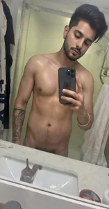 Purple_boy_ Public Billede