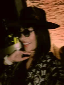 MaddyGray_ Elegant night Pic