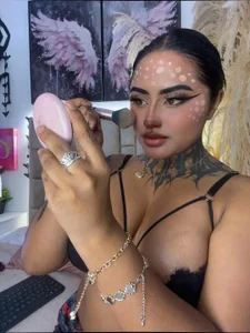 Lairahearvy 🥵 Be honest, babe… have you been thinking about me? 😘 Immagine  5