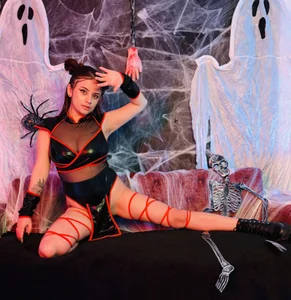 kassandra_james 💫 “Between combat and desire… choose to lose yourself with me” Pic 2