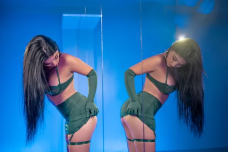 AdeleGray kullanıcısının The Top Of Luxury 👑 albümü -  2 fotoğraf