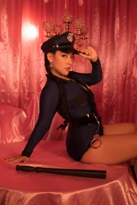 AlessaRomero Cop way to the candy? Immagine  2