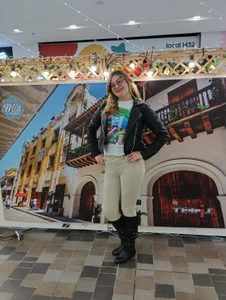 Chanelll_Taylorr_ My little departure to the cinema and visiting the mall Foto 2