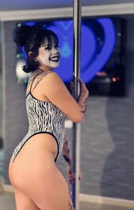 Saskia_Vellour_ Halloweek Day 1 🎃🤡✨  5. fénykép