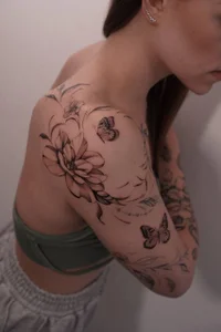 Porn_cornn kullanıcısının NEW TATTOO albümü -  4 fotoğraf