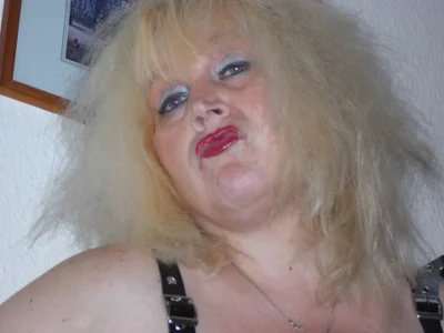 Blasflittchen: wild und geil - Weekend Bitch ( 2 фото)