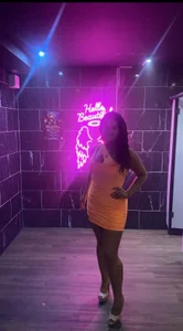 Ellababexx_ Public Fotka 5