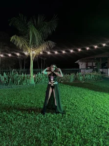 AbbyJackson_ SELFIE Bilde 3