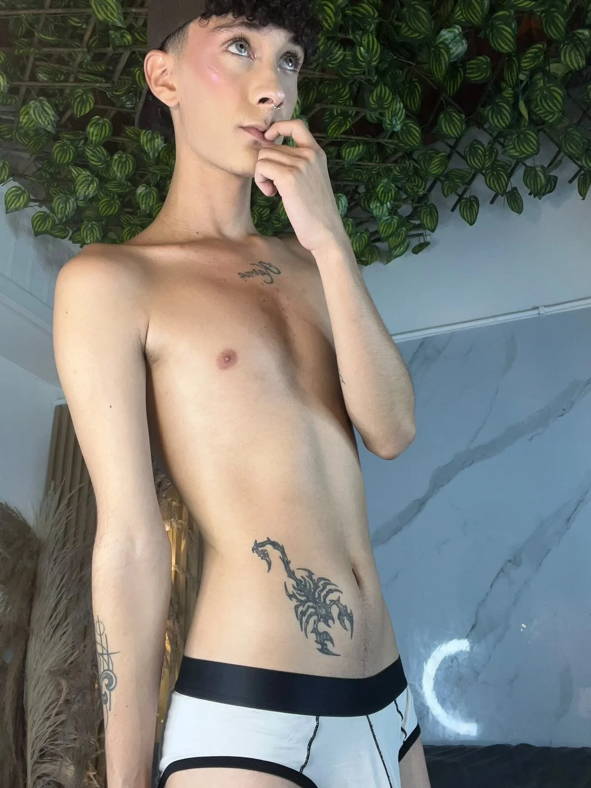 Трендове зображення  1437 im_ethan_