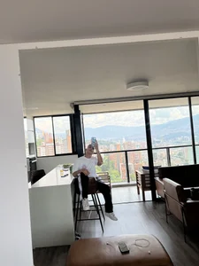 liuscast22's photo