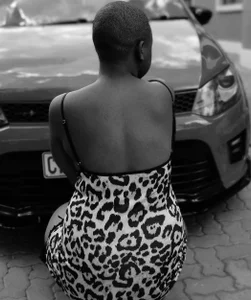 MzandihottiePublic图片