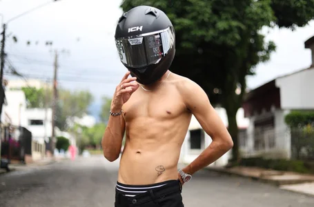 AlanNaughtyの♚ ALAN OLSEN ♚の 3枚の写真