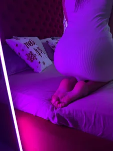 Zdjęcia Livia_Shy Look at my legs❤️:  8