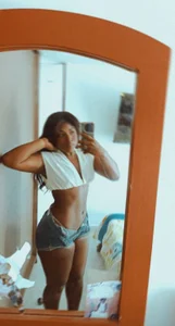 Kira_sweetfire Sexy curves😏 . fénykép