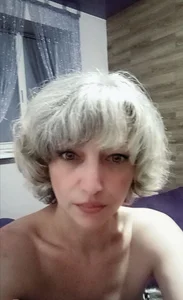 Lorie_CarriePublic图片