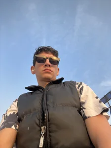 Latingonx Valo Foto 3