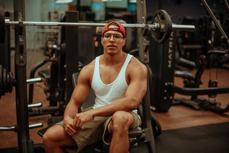 Adambrocs1のcolombian hunk boyの 2枚の写真