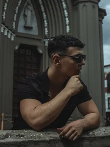 SalvatoreDmore Public Pic 5