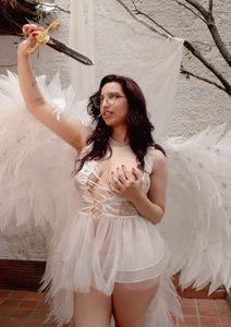 victoria_camm I wanna be your angel, right? Foto 4