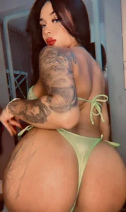 tinaqueen_noa Do you believe in love at first sight or does it happen again in front of you? ❤️‍🔥🫦 Pic