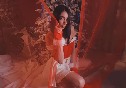 AmyArmstrong Merry xxxmas 🎄 Pic 2