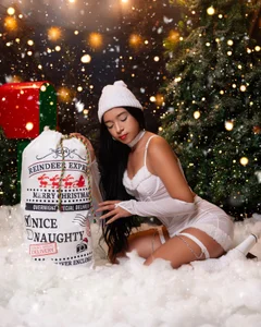 -VICKKYのmerry christmas 2024の 4枚の写真