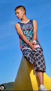 Dereck_Boy_ Public Εικόνα 2