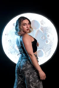 TomLondon_ Happy New Year 2026 slika 8