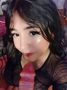 sunshine_maddy Hi, dont want a good suck ? Gambar