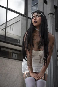 Public de Lia_Morena_  4 Imagens