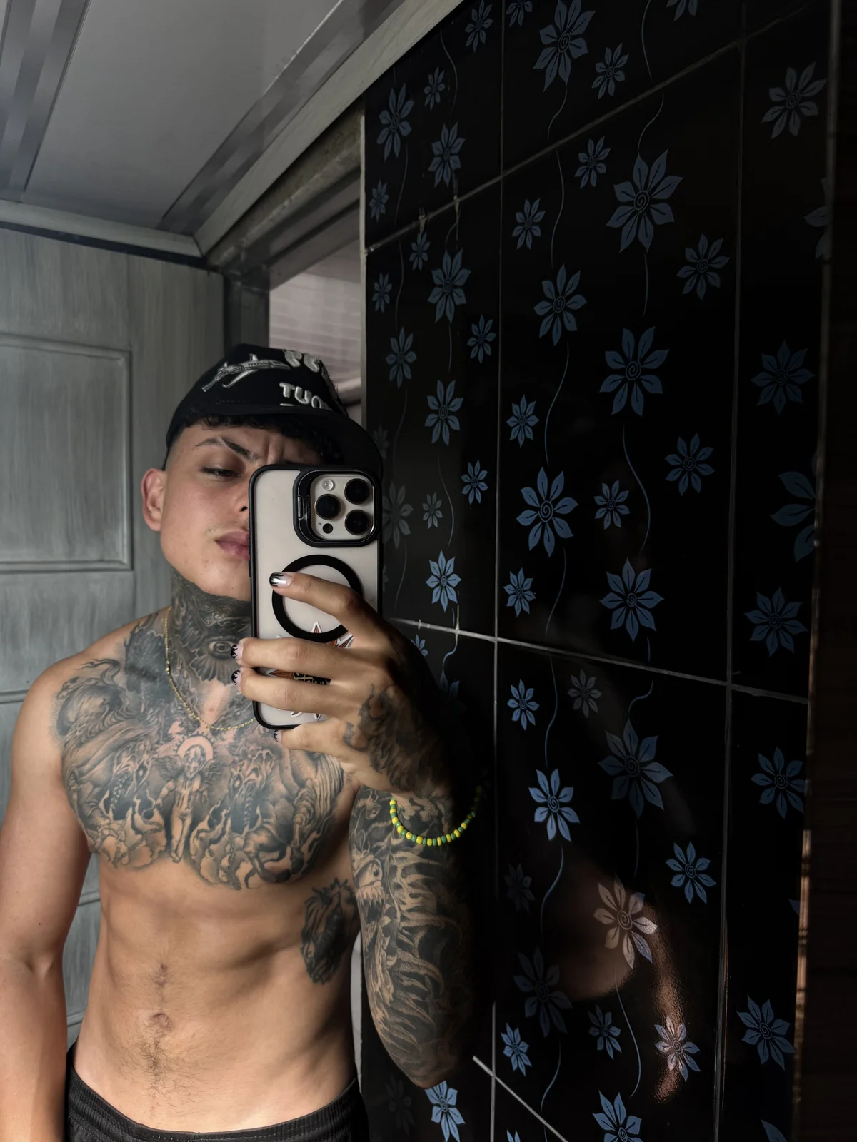 ภาพที่กำลังนิยมของ KevinSanchez420  9587