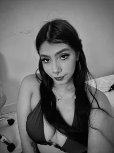 Zdjęcia SiennaMoore white and black:  3