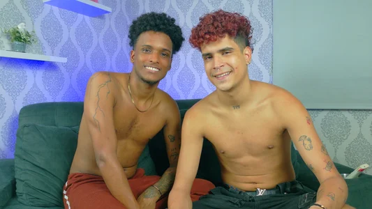 Zdjęcia exotic_boysxx Public:  6