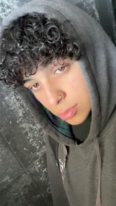 thomssyshelvy Public Immagine  2