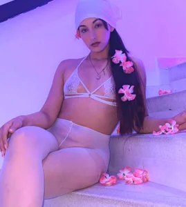 Public de vicky__skinny_1  5 Imagens