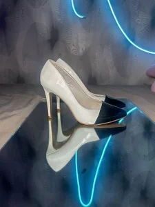 Viky_Poll I am shoe fetishist ^-^ Bilde 7