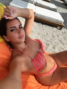 BrezyBella 🩵 Pic 3