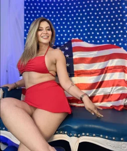 pamelaQenn2 Enjoy USA Pic 4