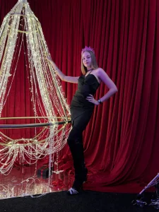 JacindaBrester Public Immagine  6