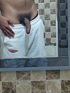 big_cock_9inchess🍌💦 Bild 4