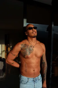 black_west Public  2টি ছবি